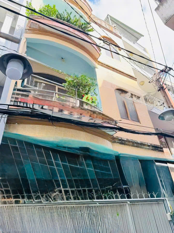 QUẬN 10 – THÀNH THÁI – HXH 5M – 60M² – NHỈNH 11 TỶ. <br><br><br><br><br><br><br><br><br><br><br><br><br><br><br><br><br><br>. - Ảnh 1